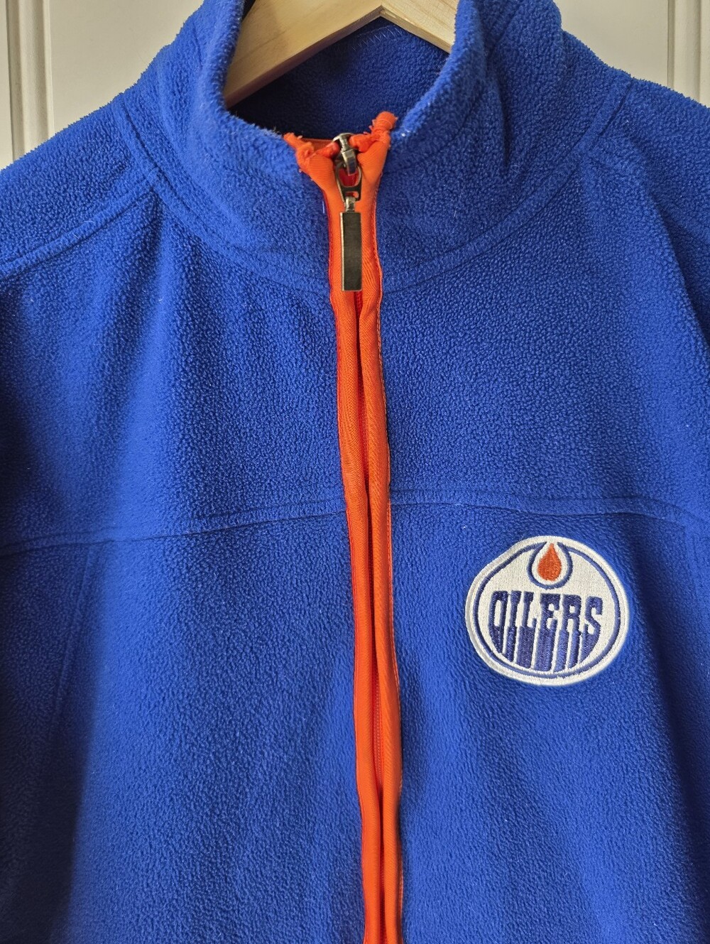 NHL Edmonton Oilers Blue Fleece Zip Up Jacket Sweater Medium - Picture 3 of 9